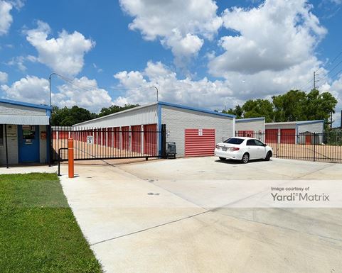 Source URL: https://cdnsc.rentcafe.com/dmslivecafe/3/1068543/1068543-1-5.jpg?width=-1&height=385&quality=80