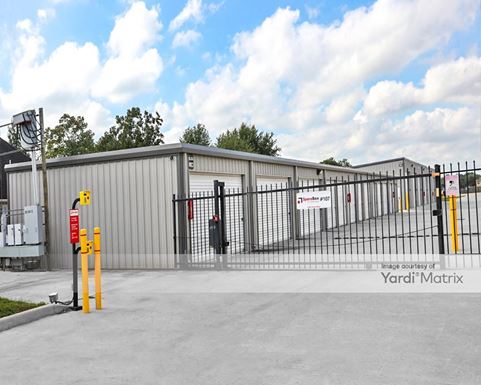 Source URL: https://cdnsc.rentcafe.com/dmslivecafe/3/1068562/1068562-1-5.jpg?width=-1&height=385&quality=80