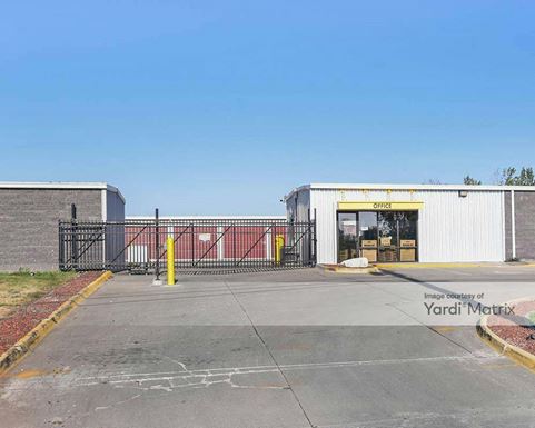 Source URL: https://cdnsc.rentcafe.com/dmslivecafe/3/1068571/1068571-1-2.jpg?width=-1&height=385&quality=80