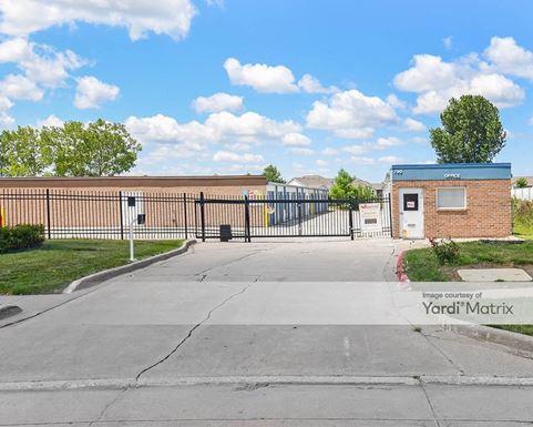 Source URL: https://cdnsc.rentcafe.com/dmslivecafe/3/1068576/1068576-1-3.jpg?width=-1&height=385&quality=80