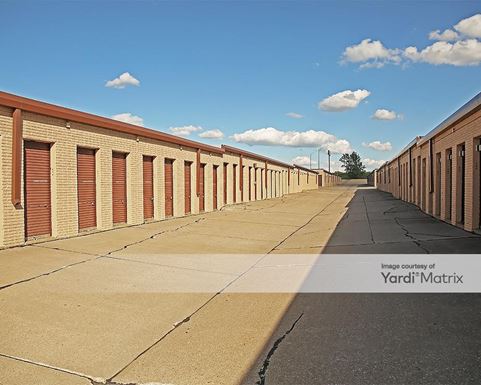 Source URL: https://cdnsc.rentcafe.com/dmslivecafe/3/1068579/1068579-1-3.jpg?width=-1&height=385&quality=80