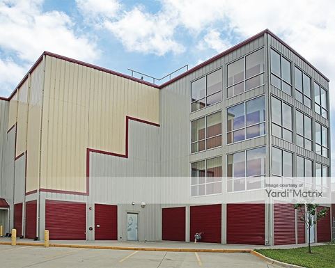 Source URL: https://cdnsc.rentcafe.com/dmslivecafe/3/1068580/1068580-1-5.jpg?width=-1&height=385&quality=80