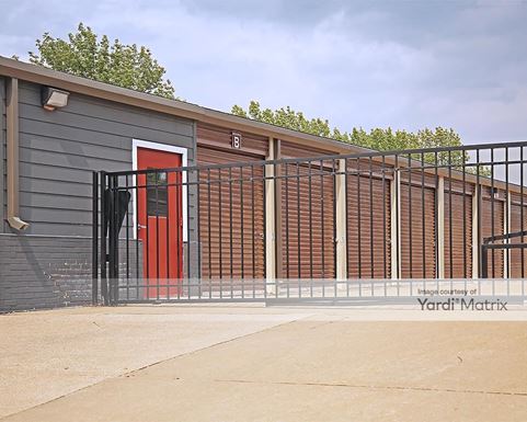 Source URL: https://cdnsc.rentcafe.com/dmslivecafe/3/1068584/1068584-1-4.jpg?width=-1&height=385&quality=80