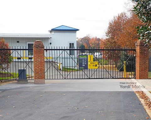 Source URL: https://cdnsc.rentcafe.com/dmslivecafe/3/1068615/1068615-1-2.jpg?width=-1&height=385&quality=80