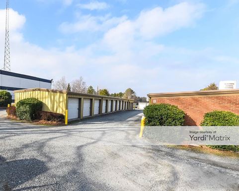 Source URL: https://cdnsc.rentcafe.com/dmslivecafe/3/1068637/1068637-1-2.jpg?width=-1&height=385&quality=80