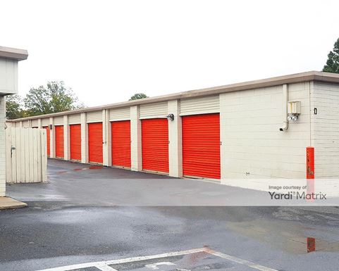 Source URL: https://cdnsc.rentcafe.com/dmslivecafe/3/1068643/1068643-1-4.jpg?width=-1&height=385&quality=80