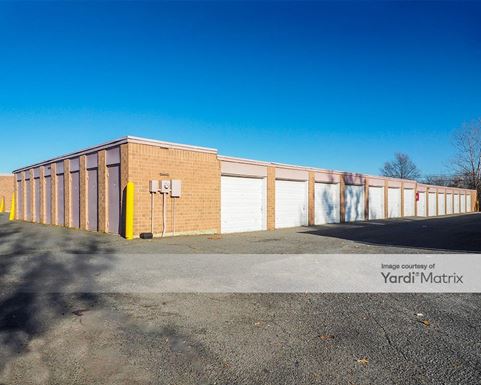 Source URL: https://cdnsc.rentcafe.com/dmslivecafe/3/1068646/1068646-1-2.jpg?width=-1&height=385&quality=80