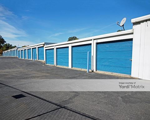 Source URL: https://cdnsc.rentcafe.com/dmslivecafe/3/1068649/1068649-1-5.jpg?width=-1&height=385&quality=80