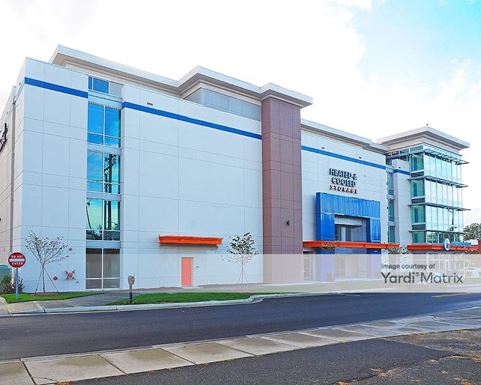 Source URL: https://cdnsc.rentcafe.com/dmslivecafe/3/1068650/1068650-1-2.jpg?width=-1&height=385&quality=80