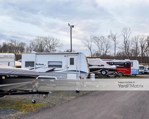 Source URL: https://cdnsc.rentcafe.com/dmslivecafe/3/1068652/1068652-1-6.jpg?width=-1&height=385&quality=80