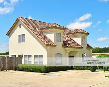 Storage Units for Rent available at 2550 Thousand Oaks Drive, San Antonio, TX 78232