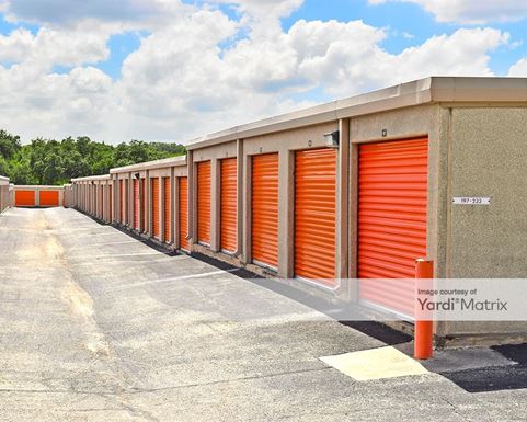 Source URL: https://cdnsc.rentcafe.com/dmslivecafe/3/1068675/1068675-1-3.jpg?width=-1&height=385&quality=80