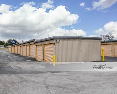 Storage Units for Rent available at 2500 Pat Booker Road, Universal City, TX 78148
