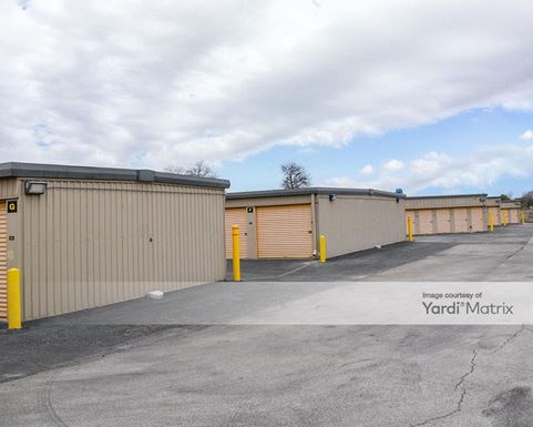 Source URL: https://cdnsc.rentcafe.com/dmslivecafe/3/1068676/1068676-1-5.jpg?width=-1&height=385&quality=80