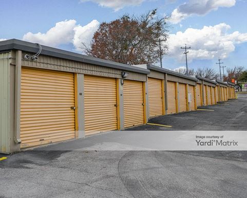 Source URL: https://cdnsc.rentcafe.com/dmslivecafe/3/1068676/1068676-1-6.jpg?width=-1&height=385&quality=80