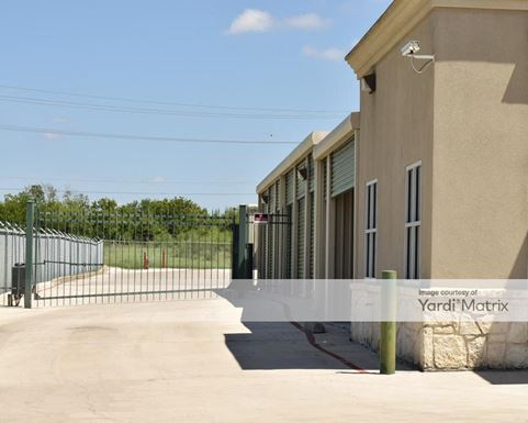 Source URL: https://cdnsc.rentcafe.com/dmslivecafe/3/1068689/1068689-1-4.jpg?width=-1&height=385&quality=80