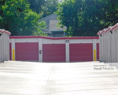 Source URL: https://cdnsc.rentcafe.com/dmslivecafe/3/1068690/1068690-1-3.jpg?width=-1&height=385&quality=80