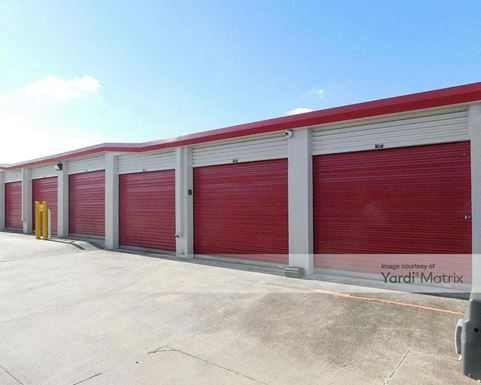 Source URL: https://cdnsc.rentcafe.com/dmslivecafe/3/1068690/1068690-1-4.jpg?width=-1&height=385&quality=80