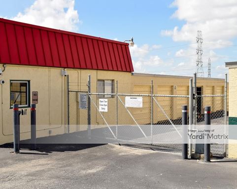 Source URL: https://cdnsc.rentcafe.com/dmslivecafe/3/1068698/1068698-1-2.jpg?width=-1&height=385&quality=80