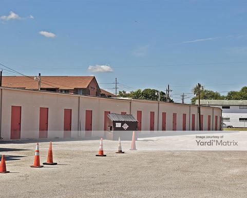 Source URL: https://cdnsc.rentcafe.com/dmslivecafe/3/1068701/1068701-1-3.jpg?width=-1&height=385&quality=80