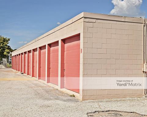 Source URL: https://cdnsc.rentcafe.com/dmslivecafe/3/1068701/1068701-1-4.jpg?width=-1&height=385&quality=80