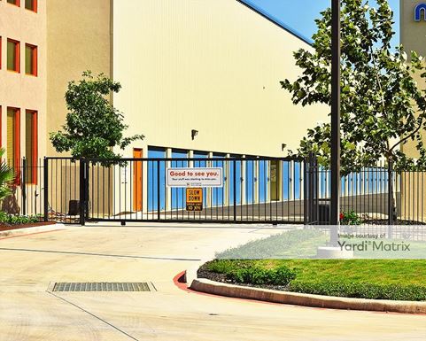 Source URL: https://cdnsc.rentcafe.com/dmslivecafe/3/1068705/1068705-1-2.jpg?width=-1&height=385&quality=80