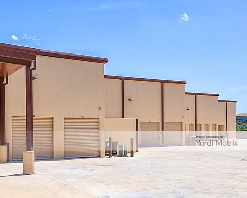 Source URL: https://cdnsc.rentcafe.com/dmslivecafe/3/1068713/1068713-1-4.jpg?width=-1&height=385&quality=80