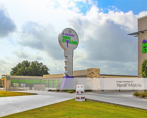 Source URL: https://cdnsc.rentcafe.com/dmslivecafe/3/1068715/1068715-1-4.jpg?width=-1&height=385&quality=80