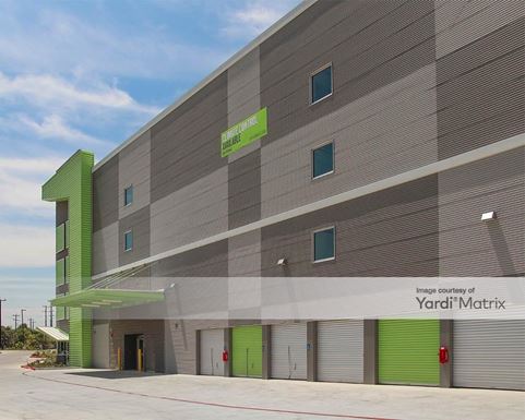 Source URL: https://cdnsc.rentcafe.com/dmslivecafe/3/1068717/1068717-1-6.jpg?width=-1&height=385&quality=80