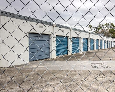 Source URL: https://cdnsc.rentcafe.com/dmslivecafe/3/1068721/1068721-1-4.jpg?width=-1&height=385&quality=80