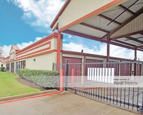 Source URL: https://cdnsc.rentcafe.com/dmslivecafe/3/1068726/1068726-1-3.jpg?width=-1&height=385&quality=80