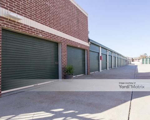 Source URL: https://cdnsc.rentcafe.com/dmslivecafe/3/1068728/1068728-1-5.jpg?width=-1&height=385&quality=80