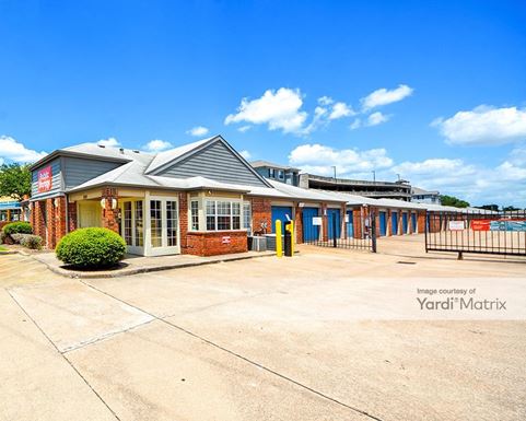 Source URL: https://cdnsc.rentcafe.com/dmslivecafe/3/1068733/1068733-1-2.jpg?width=-1&height=385&quality=80