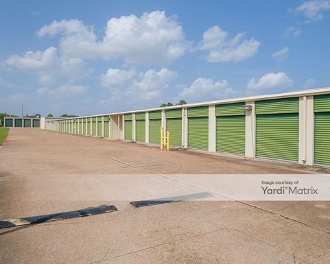 Source URL: https://cdnsc.rentcafe.com/dmslivecafe/3/1068736/1068736-1-3.jpg?width=-1&height=385&quality=80