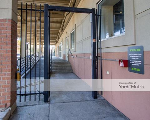 Source URL: https://cdnsc.rentcafe.com/dmslivecafe/3/1068737/1068737-1-5.jpg?width=-1&height=385&quality=80