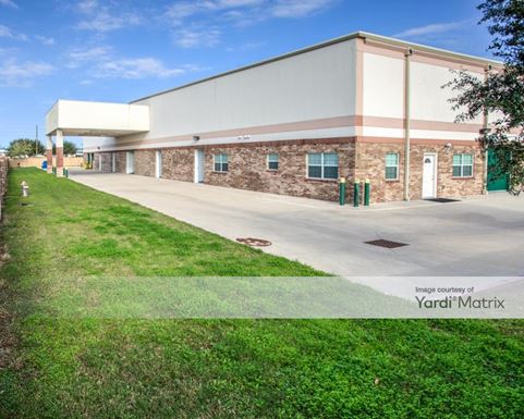 Source URL: https://cdnsc.rentcafe.com/dmslivecafe/3/1068741/1068741-1-2.jpg?width=-1&height=385&quality=80