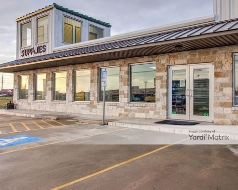 Source URL: https://cdnsc.rentcafe.com/dmslivecafe/3/1068744/1068744-1-1.jpg?width=-1&height=385&quality=80