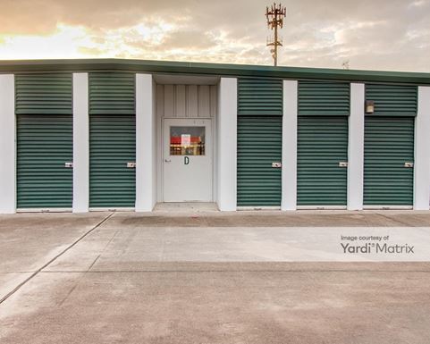 Source URL: https://cdnsc.rentcafe.com/dmslivecafe/3/1068744/1068744-1-5.jpg?width=-1&height=385&quality=80