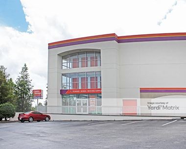 Storage Units for Rent available at 199 Missouri Avenue North, Largo, FL 33770