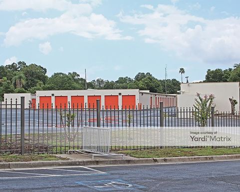 Largo, FL, Self-Storage Near 199 Missouri Ave N