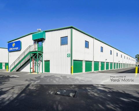 Source URL: https://cdnsc.rentcafe.com/dmslivecafe/3/1068767/1068767-1-5.jpg?width=-1&height=385&quality=80