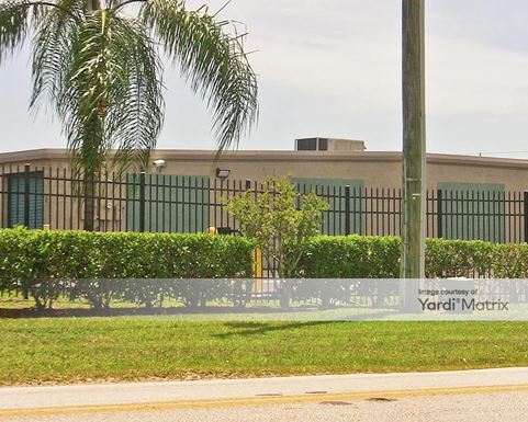 Source URL: https://cdnsc.rentcafe.com/dmslivecafe/3/1068774/1068774-1-4.jpg?width=-1&height=385&quality=80