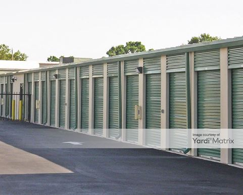 Source URL: https://cdnsc.rentcafe.com/dmslivecafe/3/1068775/1068775-1-4.jpg?width=-1&height=385&quality=80