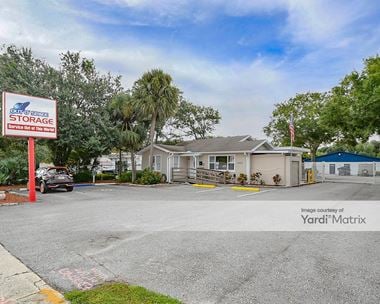 Storage Units for Rent available at 1891 Main Street, Dunedin, FL 34698