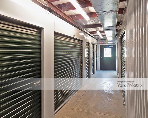 Source URL: https://cdnsc.rentcafe.com/dmslivecafe/3/1068799/1068799-1-5.jpg?width=-1&height=385&quality=80