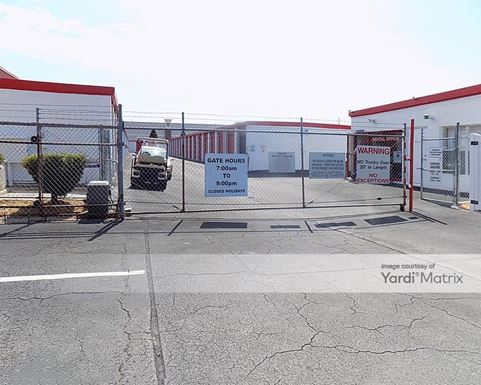 Source URL: https://cdnsc.rentcafe.com/dmslivecafe/3/1068801/1068801-1-2.jpg?width=-1&height=385&quality=80