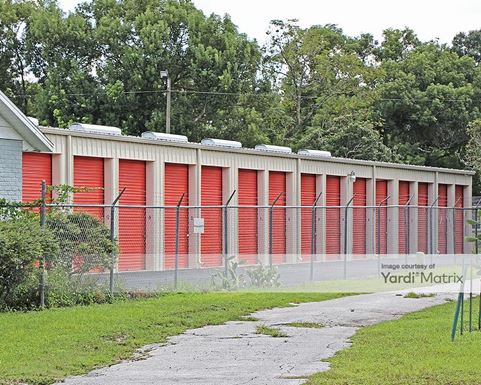 Source URL: https://cdnsc.rentcafe.com/dmslivecafe/3/1068817/1068817-1-5.jpg?width=-1&height=385&quality=80