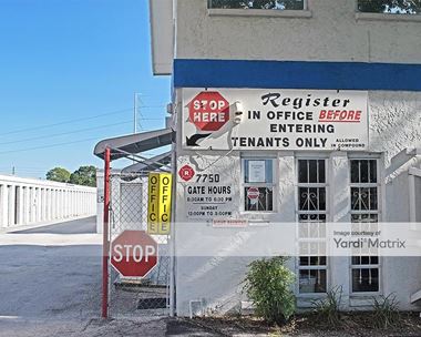 Storage Units for Rent available at 7750 38th Avenue North, St. Petersburg, FL 33710