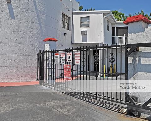 Source URL: https://cdnsc.rentcafe.com/dmslivecafe/3/1068835/1068835-1-2.jpg?width=-1&height=385&quality=80