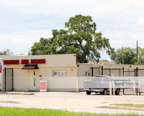 Source URL: https://cdnsc.rentcafe.com/dmslivecafe/3/1068864/1068864-1-5.jpg?width=-1&height=385&quality=80